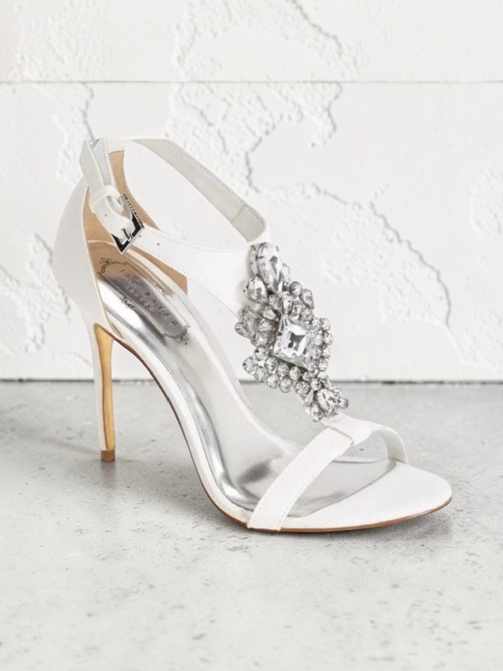 Ted‎ Baker London Naiss Crystal Embellished Bridal Prom Heels Womens 7.5 Ivory